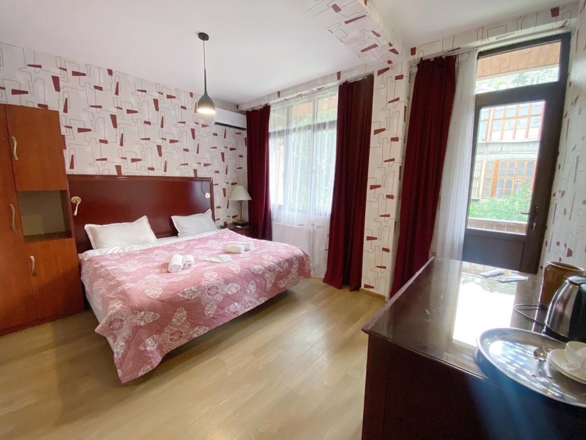 Tbilisi Central Hotel Extérieur photo